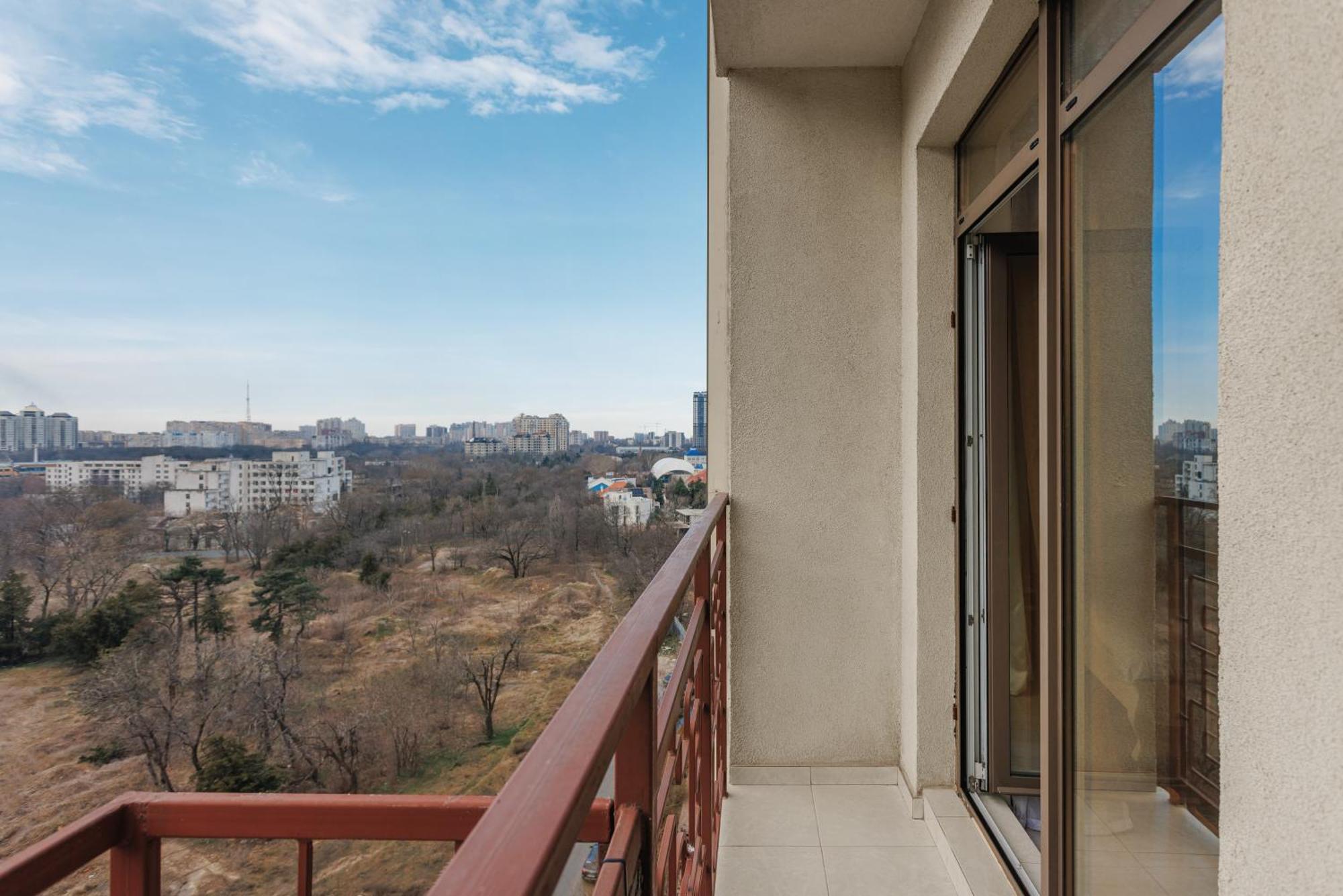 Sea Pearl Apartment Odesa Exterior photo